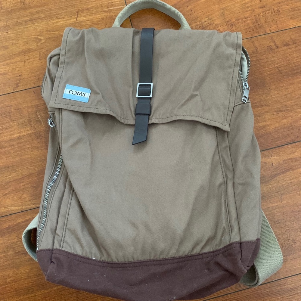 Toms backpack